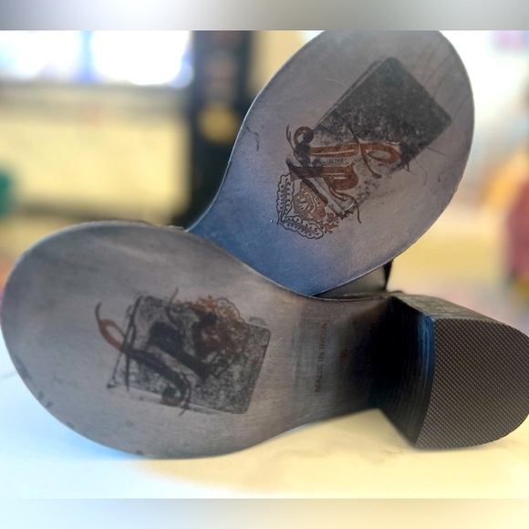 Free People - Picture 4 of 4